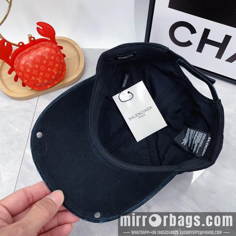 Balenciaga Hat dx01