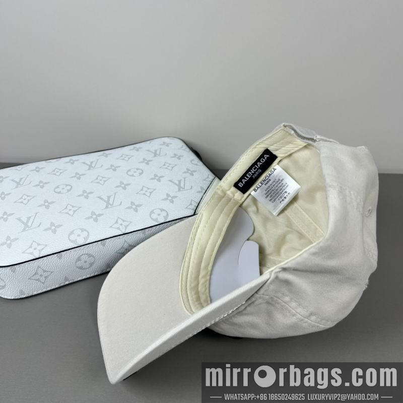 Balenciaga Hat dx76