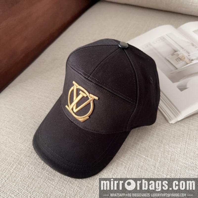 LV Hat dx26