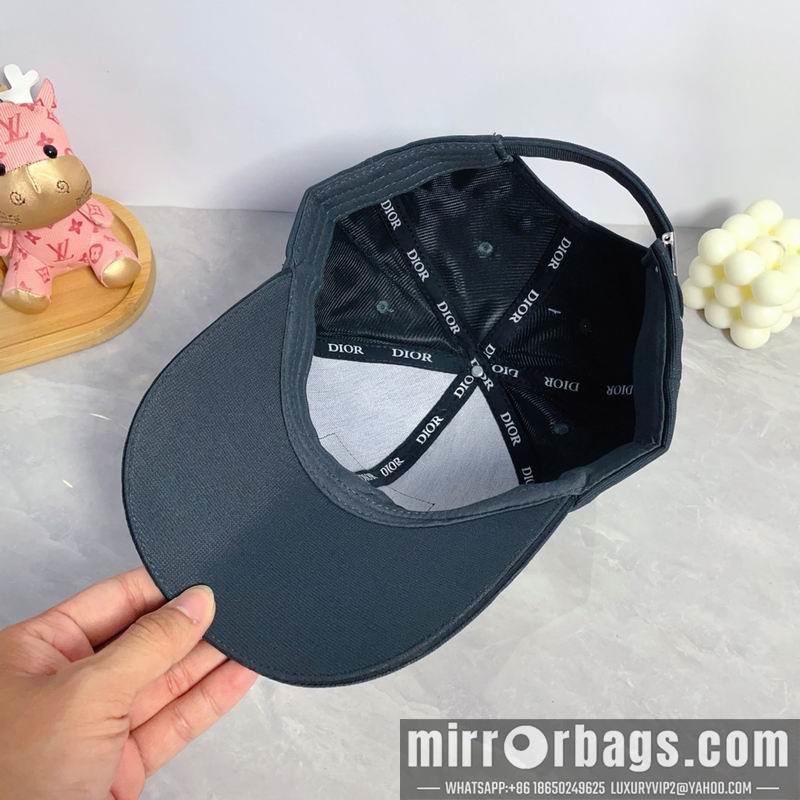 Dior Hat dx47