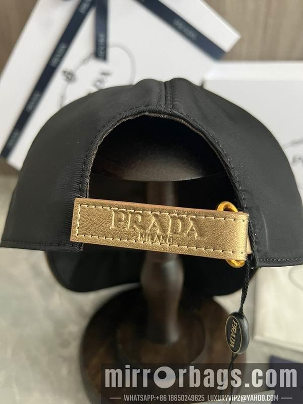 Prada Hat dx47