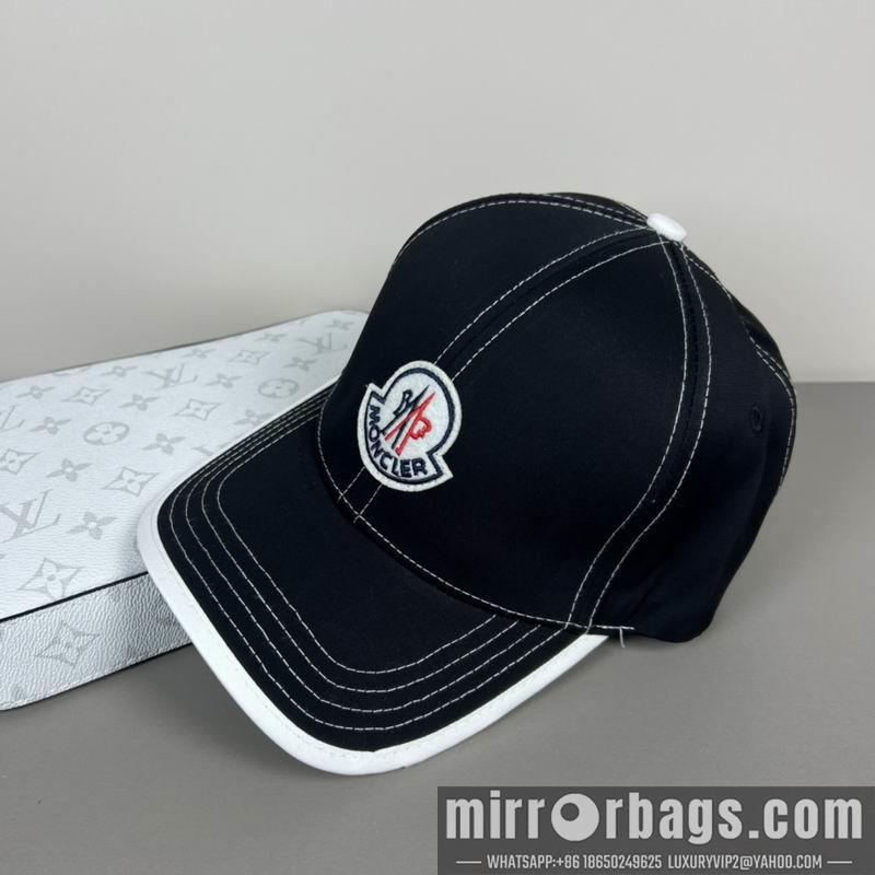 Moncler Hat dx40