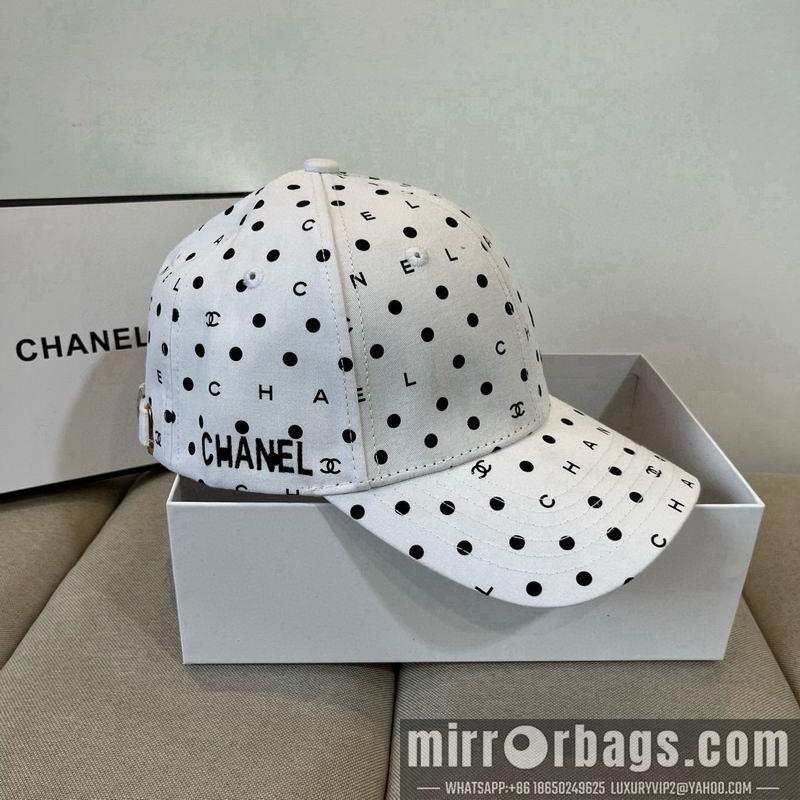 Chanel Hat dx30