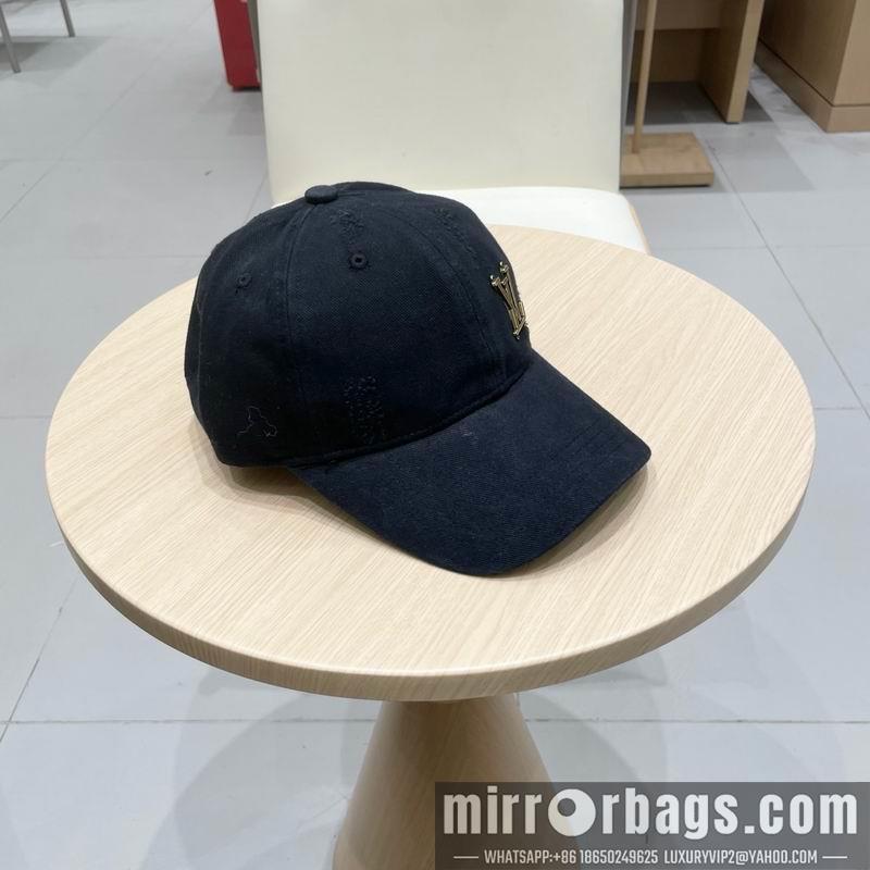 LV Hat 010902