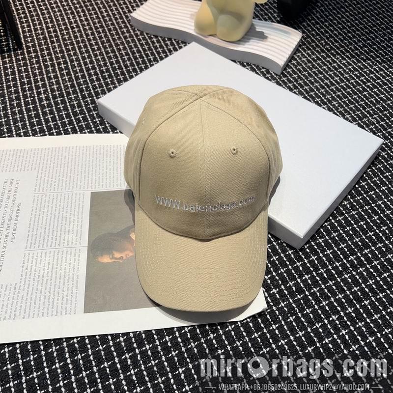 Balenciaga Hat dx01