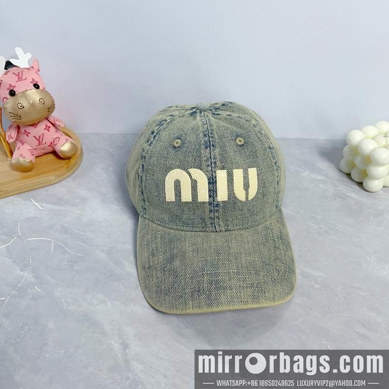 Miumiu Hat dx46