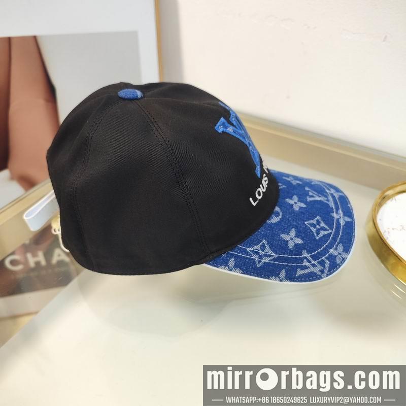 LV Hat dx137