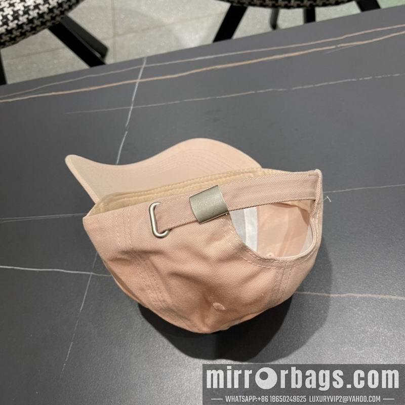 LV Hat 091404