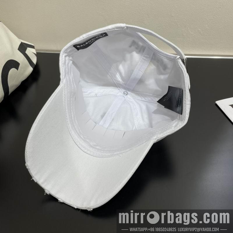 Balenciaga Hat dx49