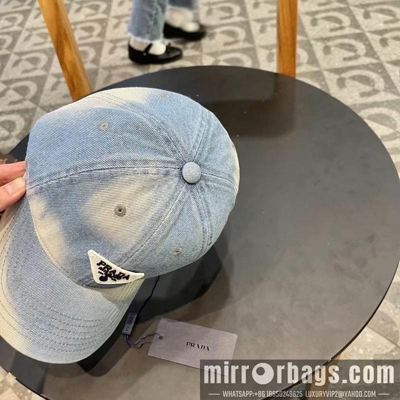 Prada Hat 041401