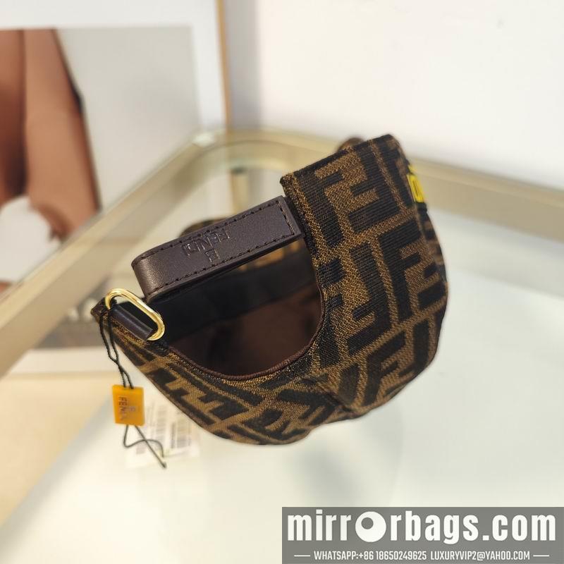 Fendi Hat dx67