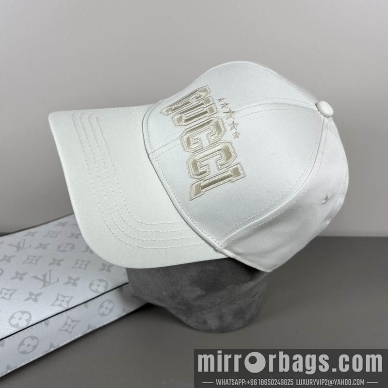 Gucci Hat dx21