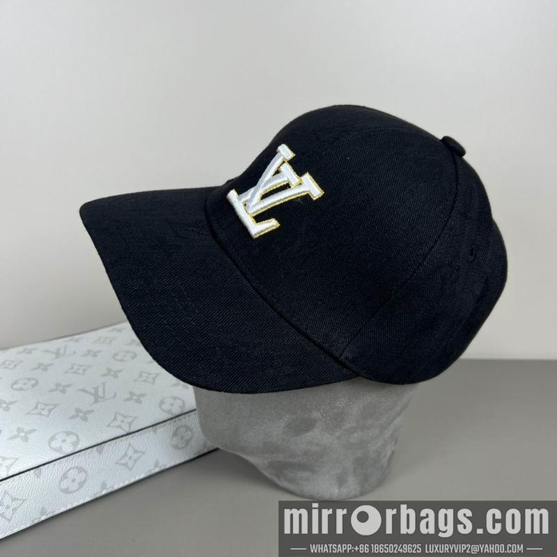 LV Hat dx61