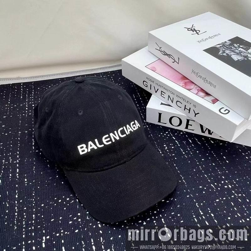 Balenciaga Hat dx90