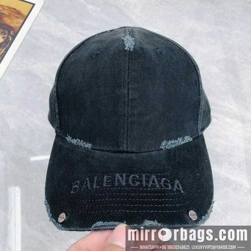 Balenciaga Hat dx120