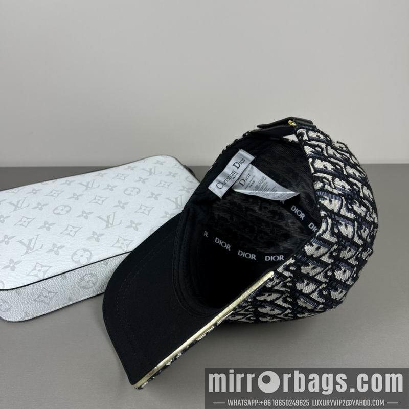 Dior Hat dx27