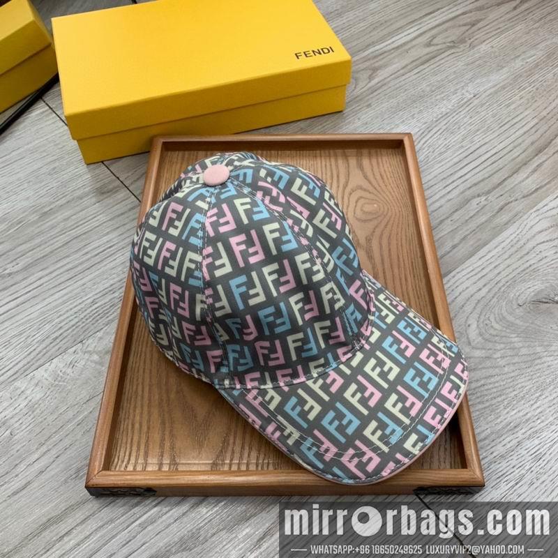 Fendi Hat dx105