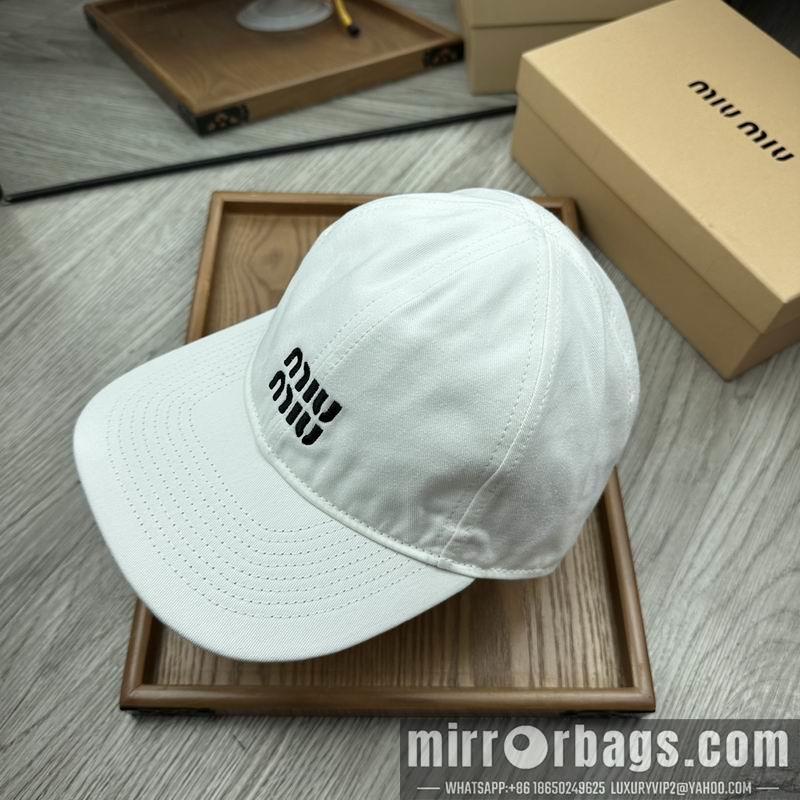 Miumiu Hat dx62