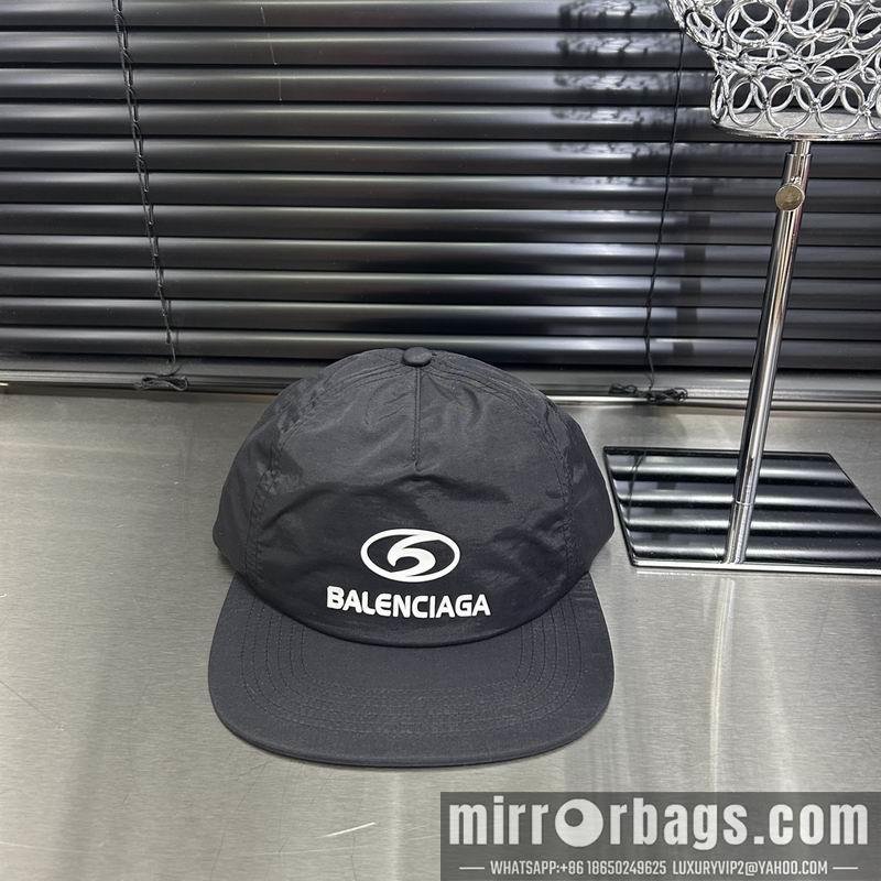Balenciaga Hat dx02