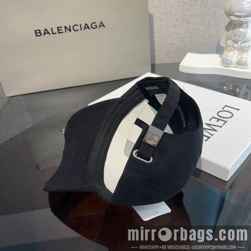 Balenciaga Hat dx06