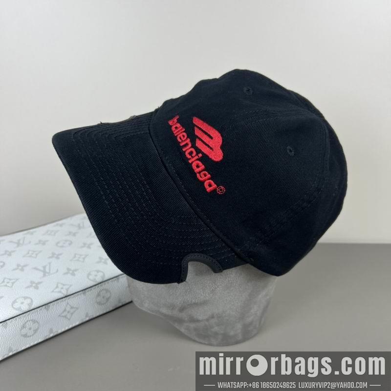 Balenciaga Hat dx28