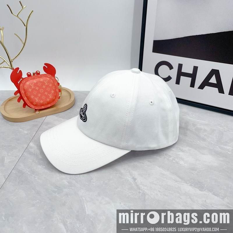 Vivienne Westwood Hat dx03