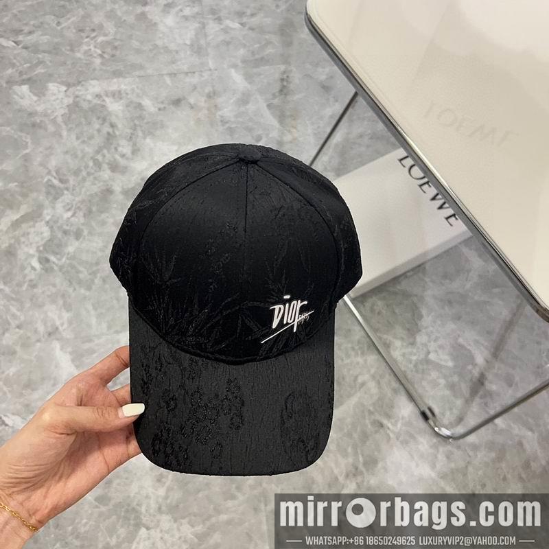 Dior Hat 082604