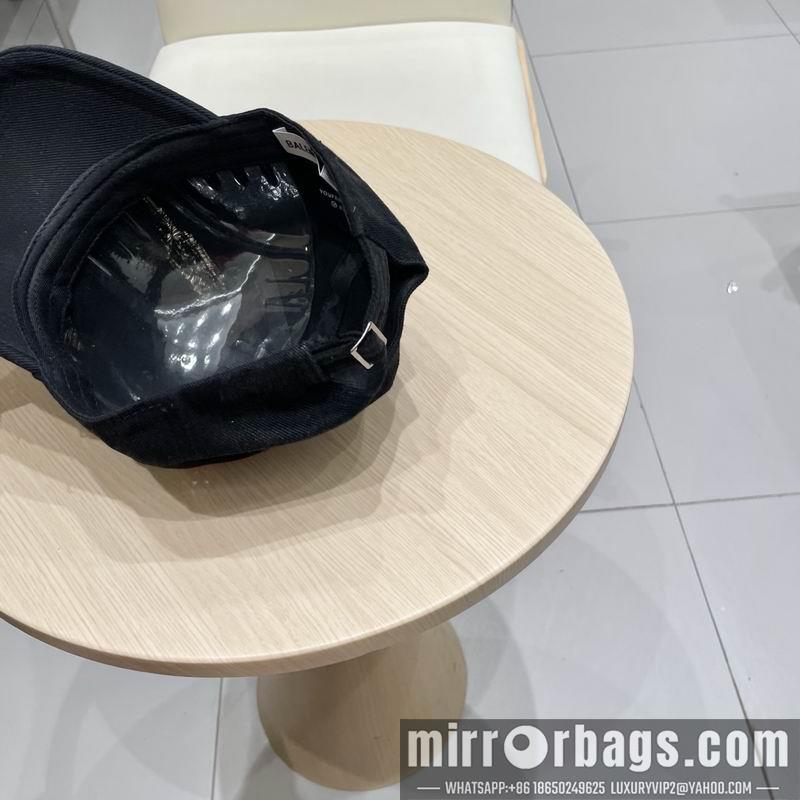 Balenciaga Hat 021008