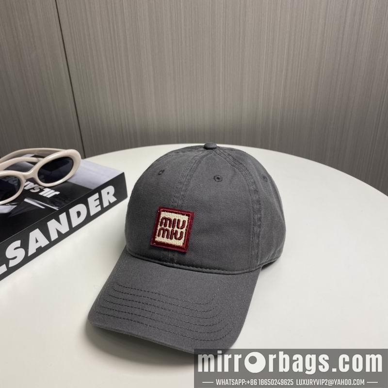 Miumiu Hat dx97