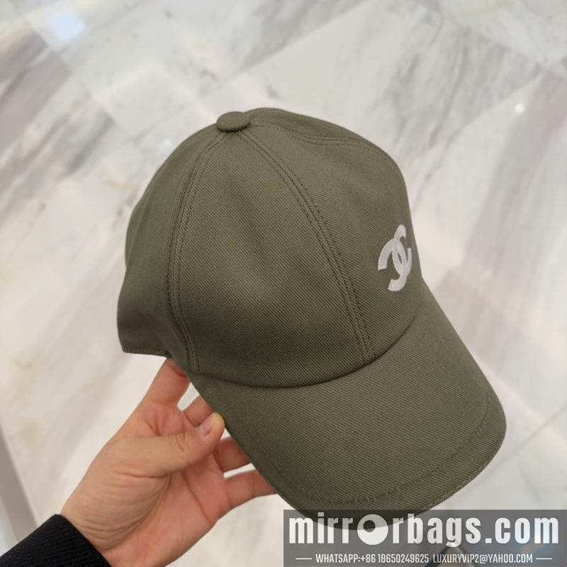 Chanel Hat dx40