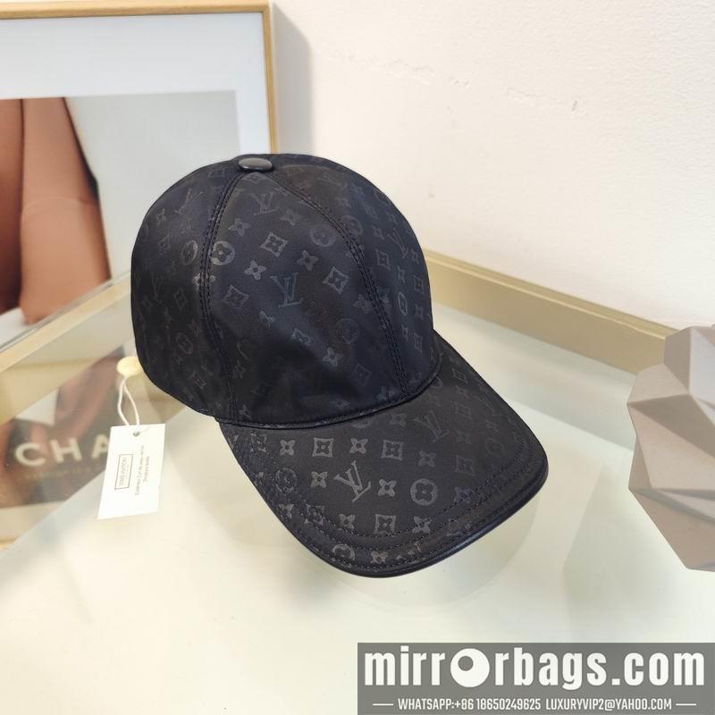 LV Hat dx113