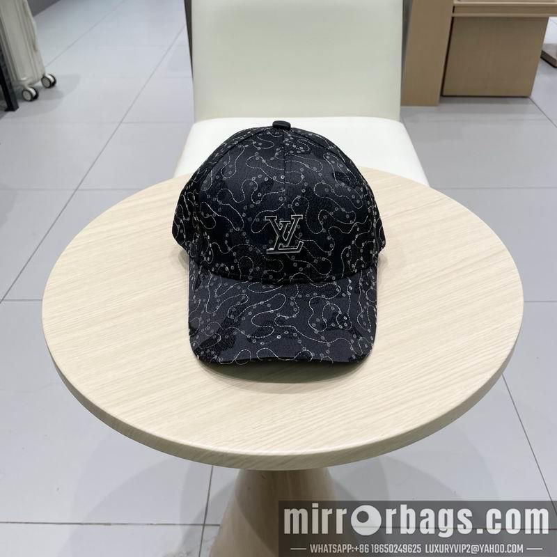 LV Hat 041402