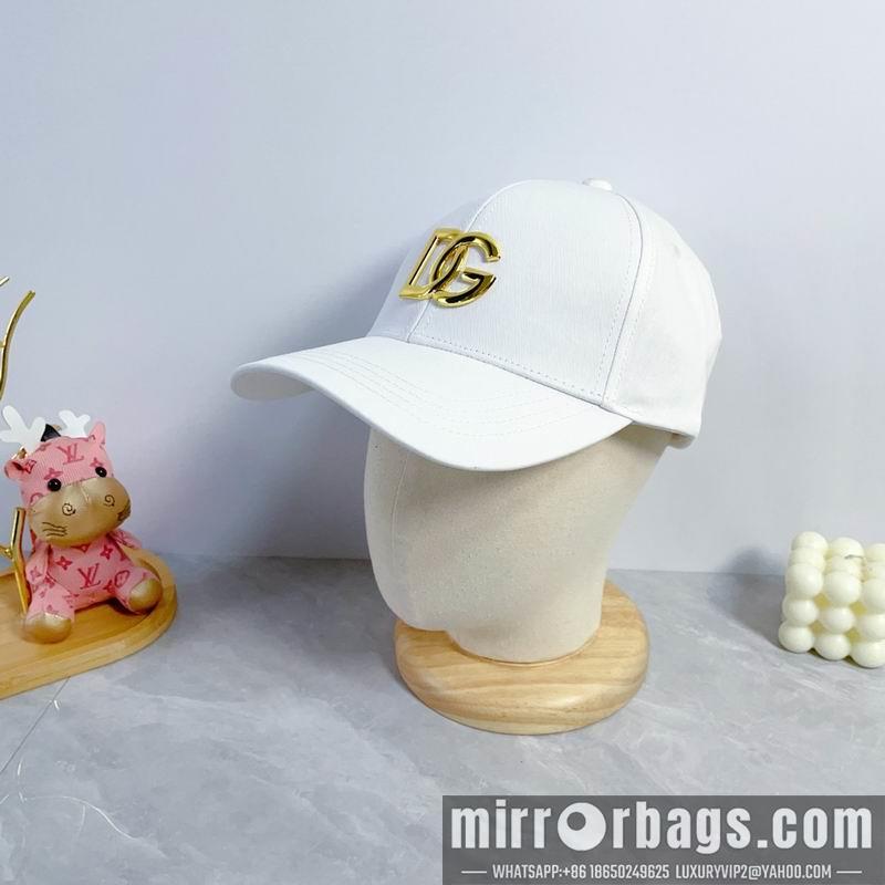 DG Hat dx14