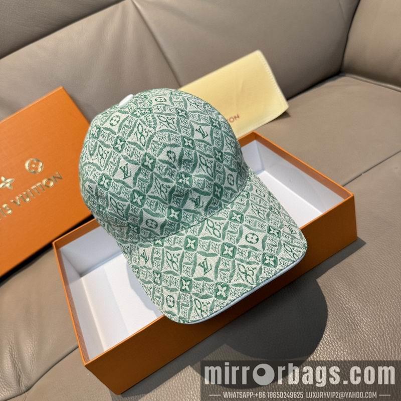 LV Hat dx121