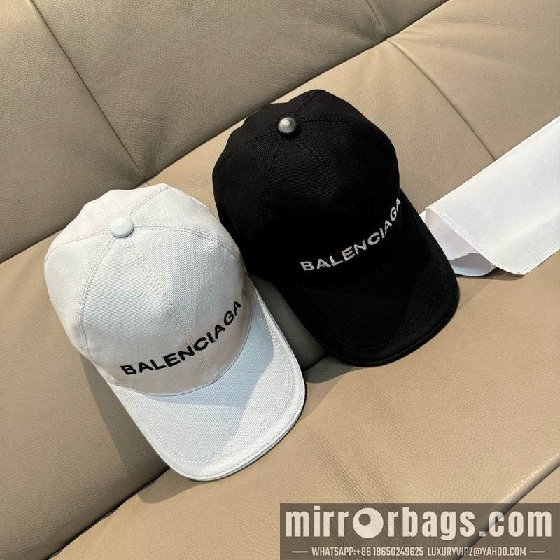 Balenciaga Hat dx79