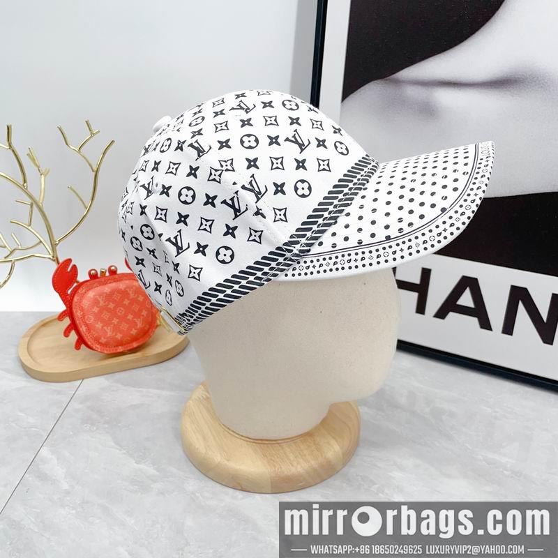 LV Hat dx22