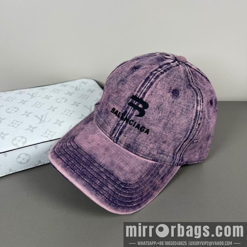 Balenciaga Hat dx29
