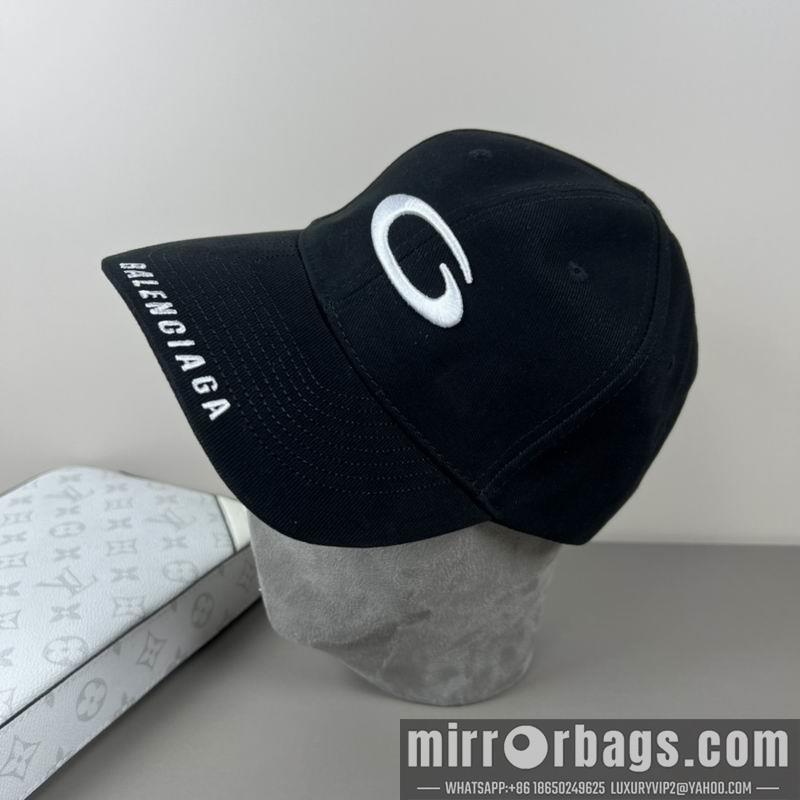 Balenciaga Hat dx06
