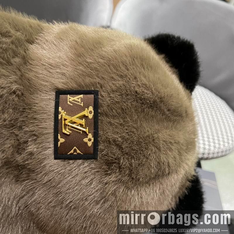 LV Hat 081004