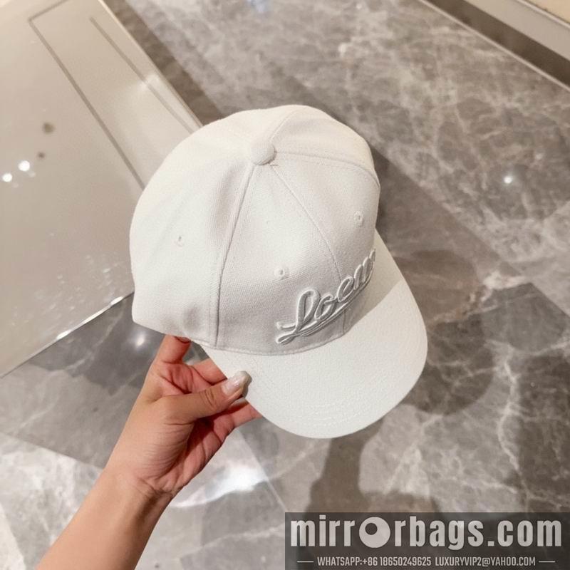 Loewe Hat dx44
