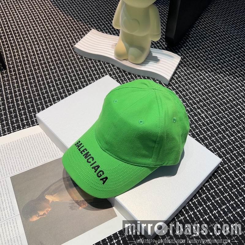 Balenciaga Hat dx14