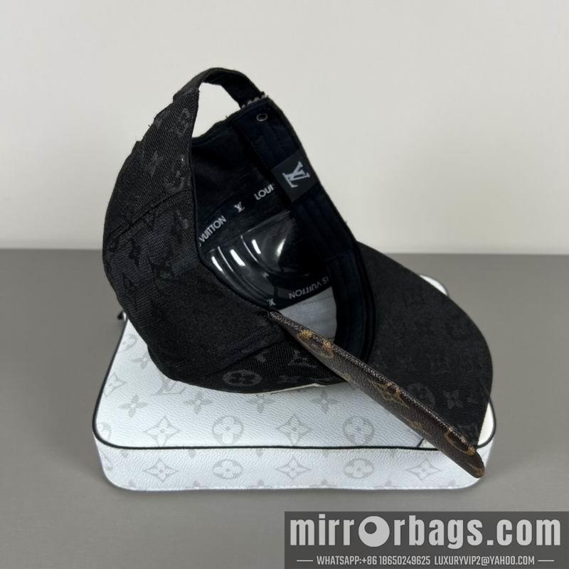 LV Hat dx08