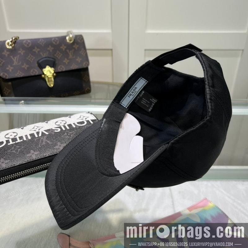 Prada Hat dx10