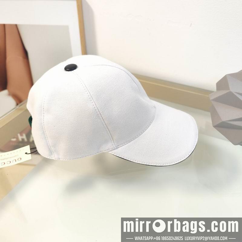 Gucci Hat dx16