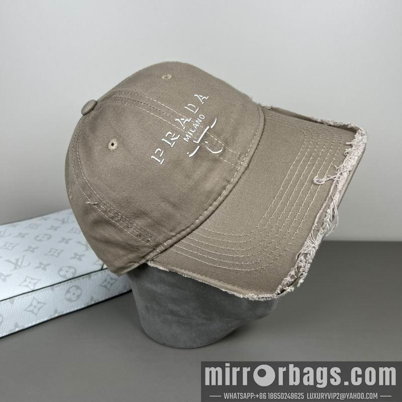 Prada Hat dx30