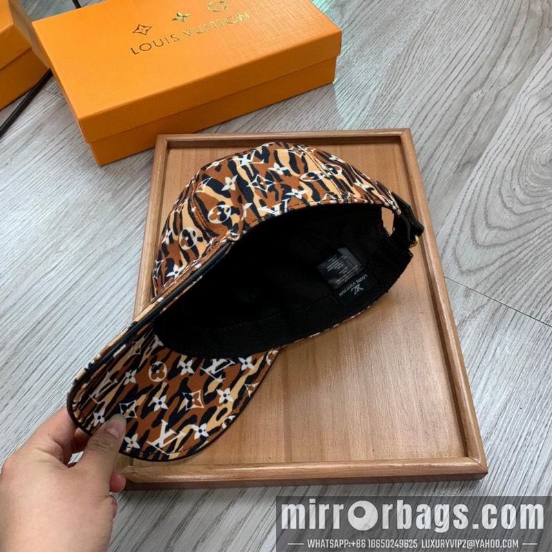 LV Hat dx146