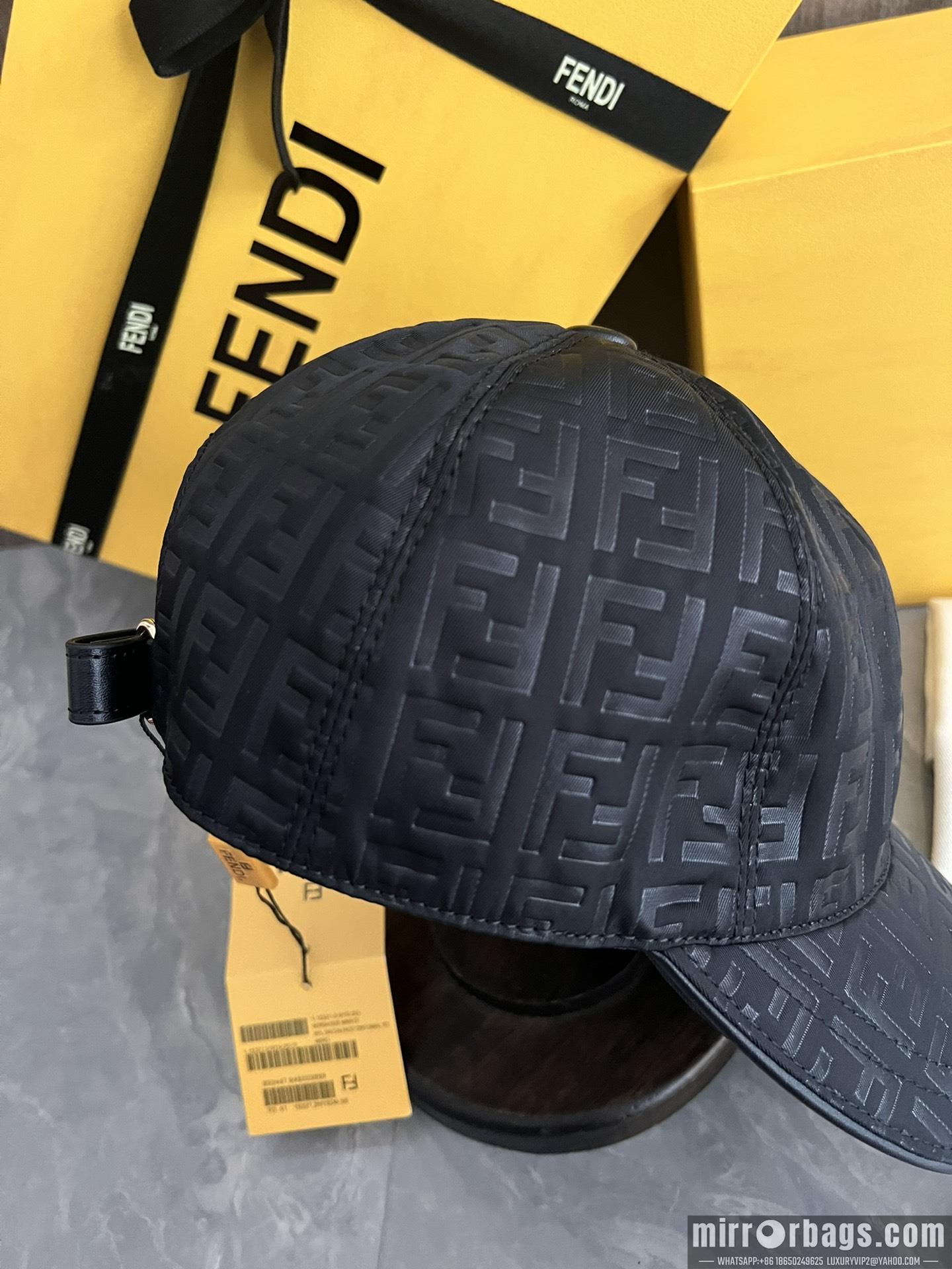 Fendi Hat dx87