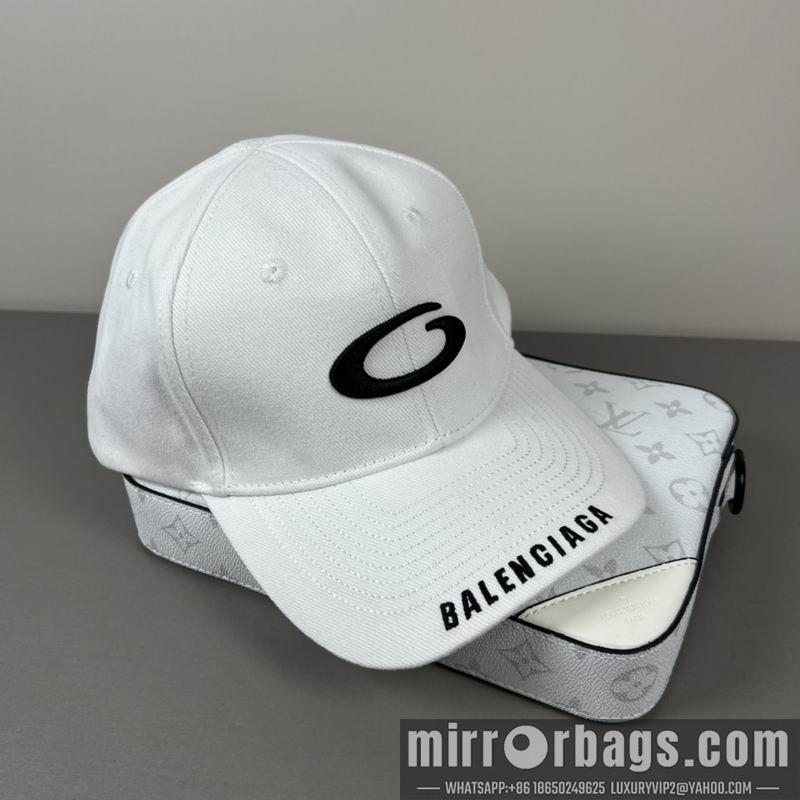 Balenciaga Hat dx06