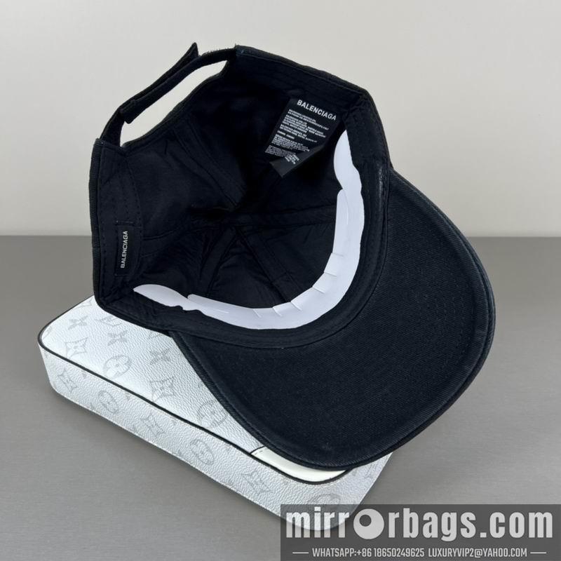 Balenciaga Hat 021001