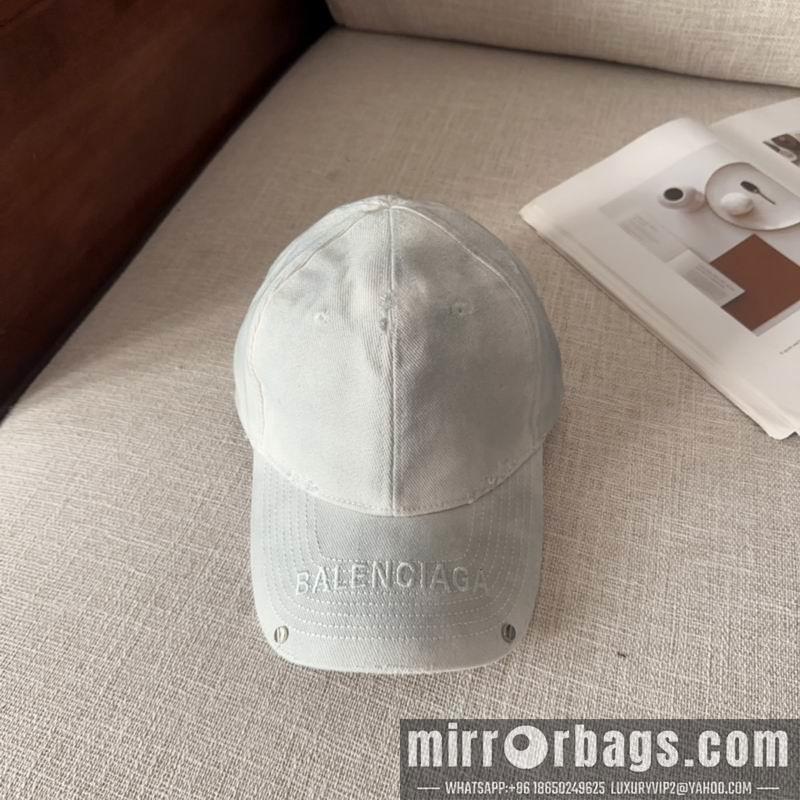 Balenciaga Hat dx23